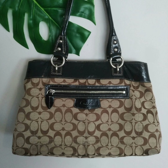 Coach Handbags - 🎉 Coach🎉 Monogram Shoulder Bag